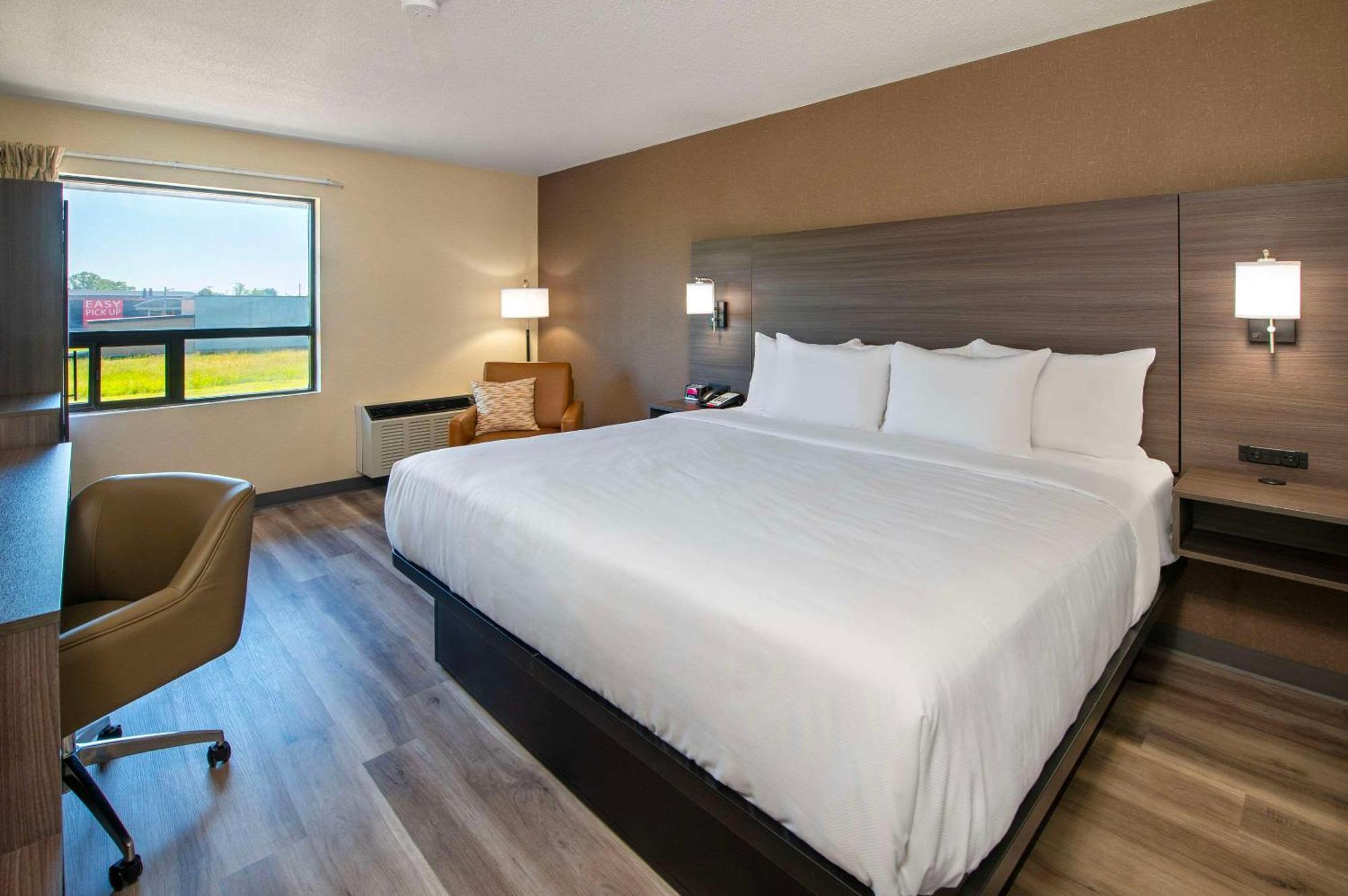 Quality Inn Chatham-Kent Zewnętrze zdjęcie