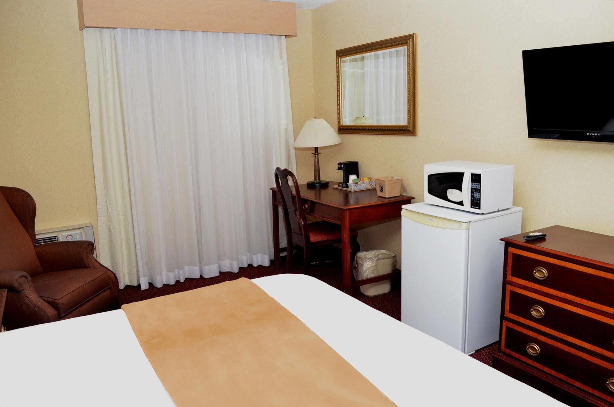 Quality Inn Chatham-Kent Zewnętrze zdjęcie