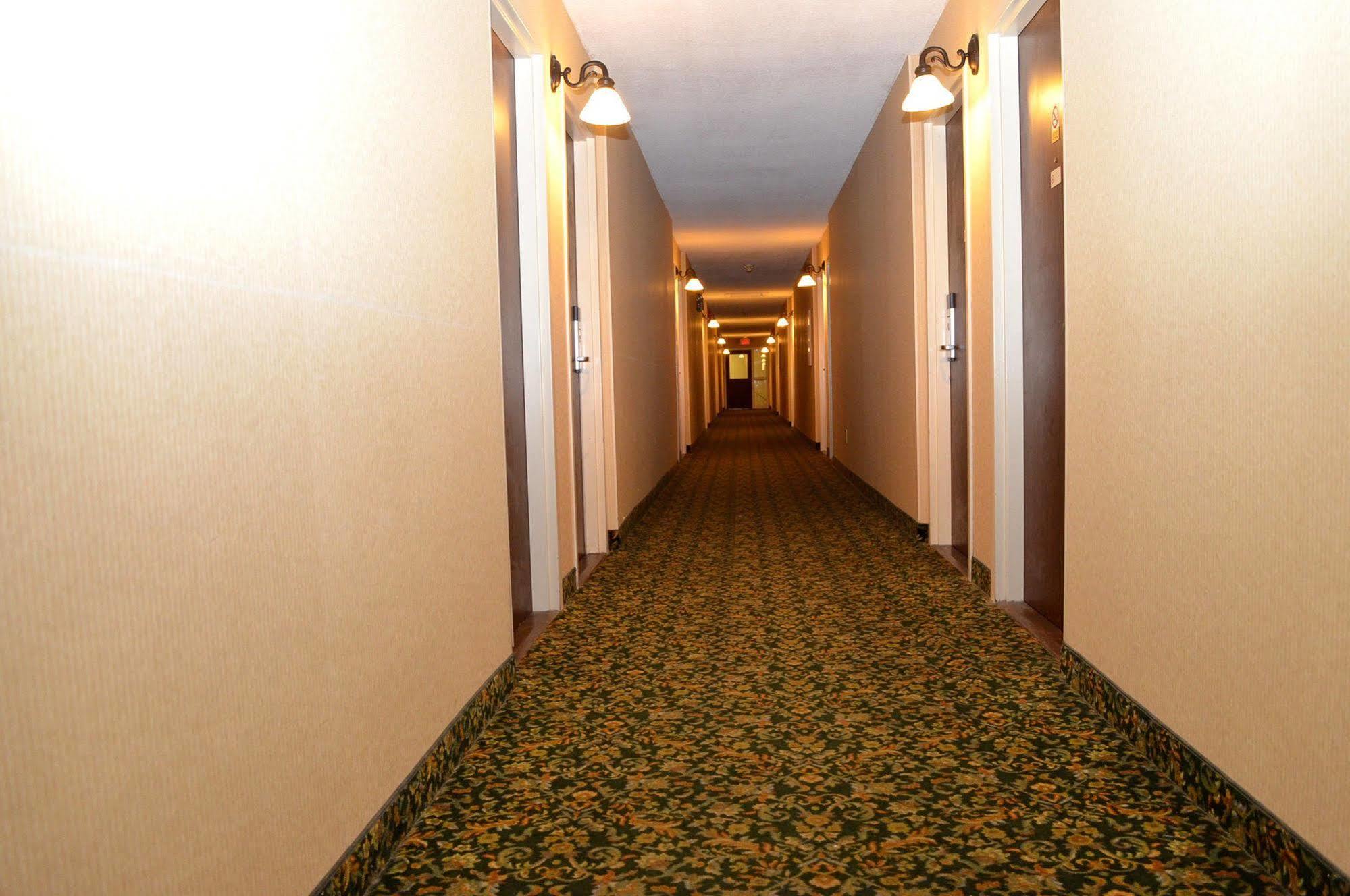 Quality Inn Chatham-Kent Zewnętrze zdjęcie