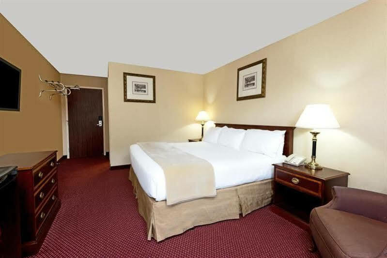 Quality Inn Chatham-Kent Zewnętrze zdjęcie